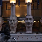 Head pillars